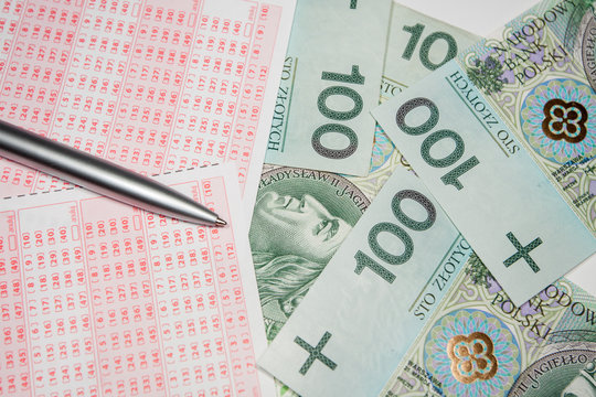 深入解析幸运飞艇计划公式技巧：赢取丰厚奖金的秘密